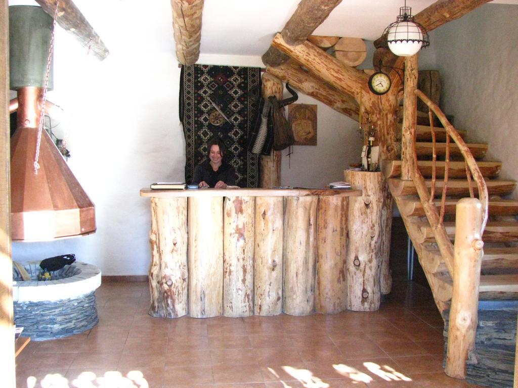 Guest House Shina Omalo Quarto foto